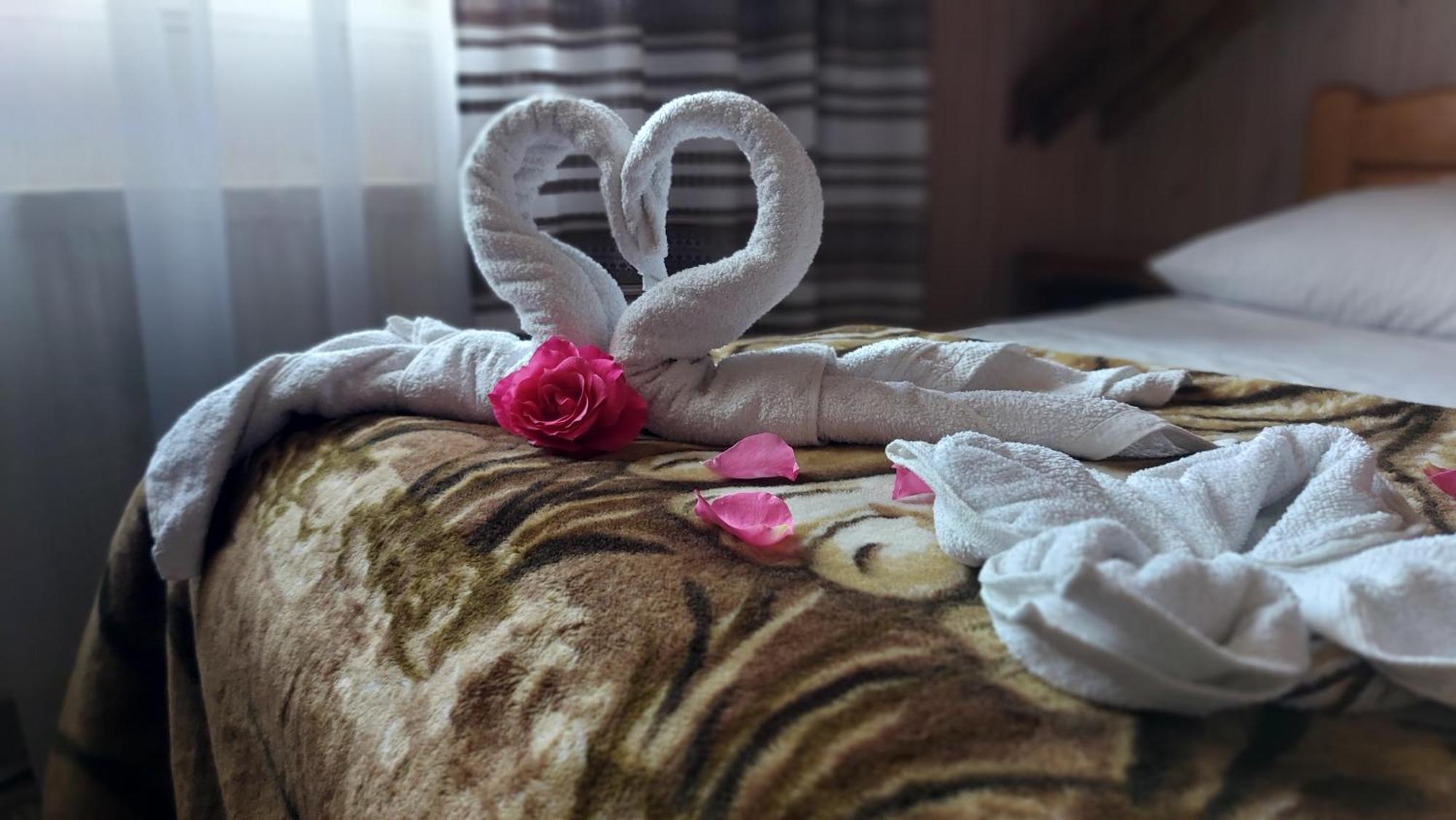 "Як Вдома" Буковель Hotell Eksteriør bilde