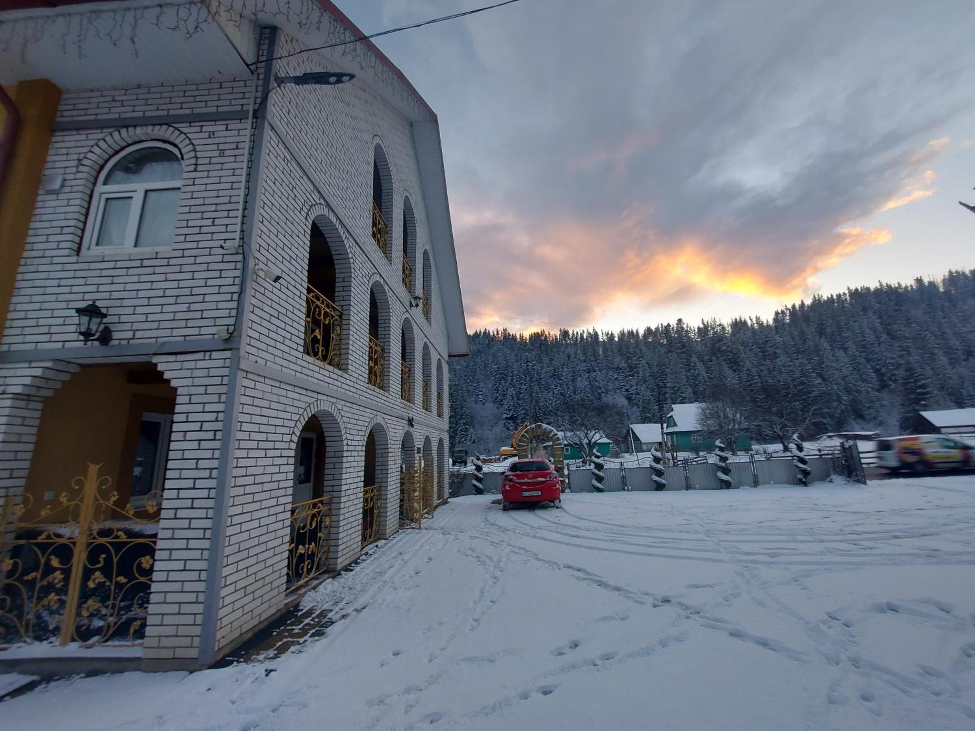 "Як Вдома" Буковель Hotell Eksteriør bilde