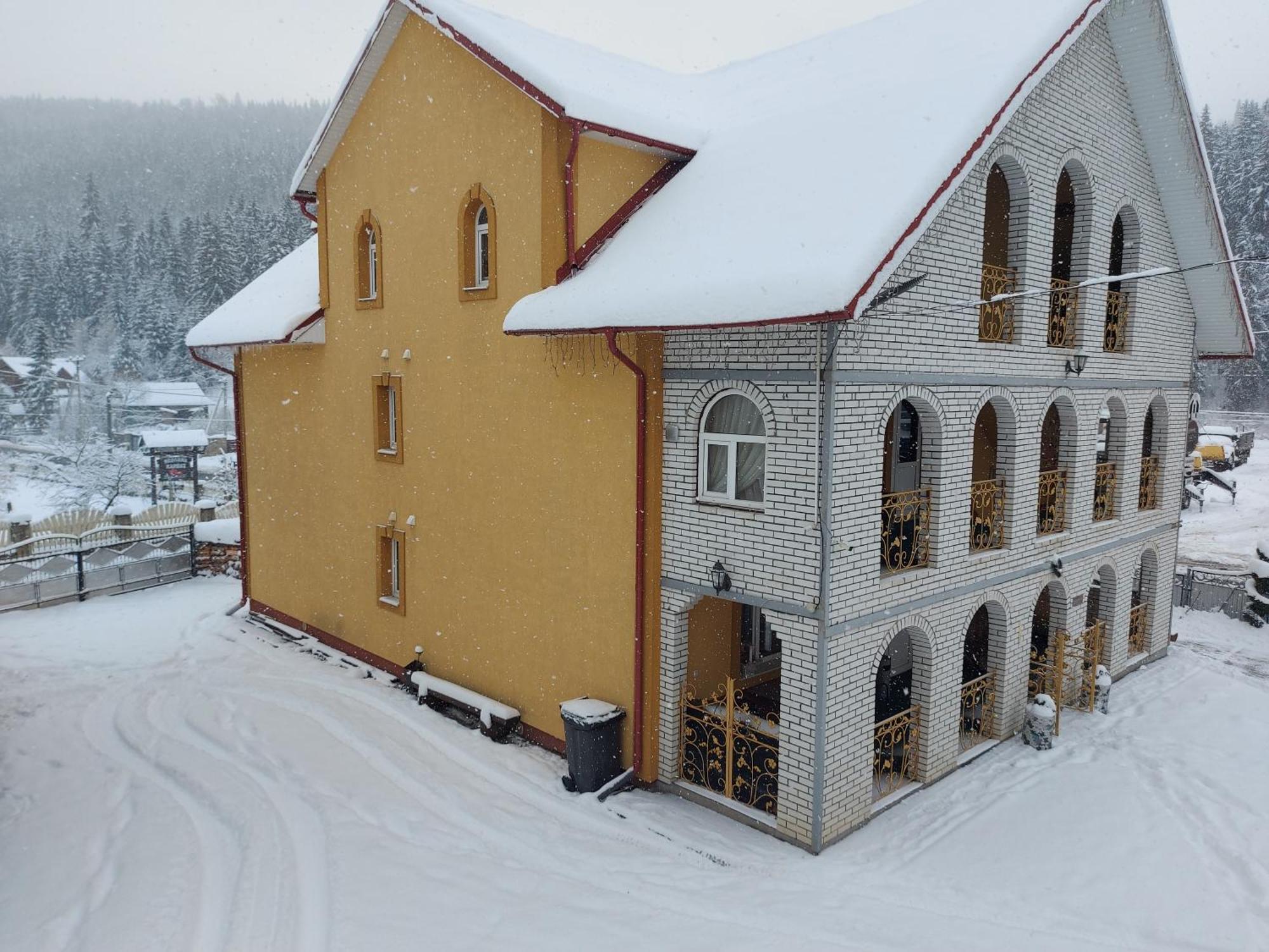 "Як Вдома" Буковель Hotell Eksteriør bilde
